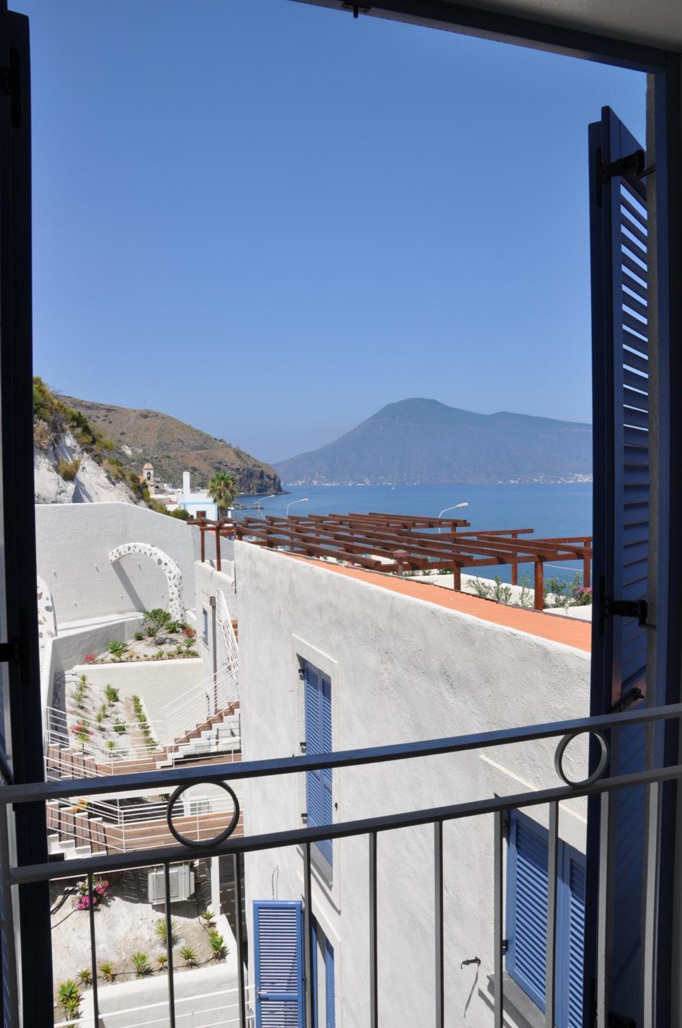 Nerossidiana Aparthotel Acquacalda Exterior photo